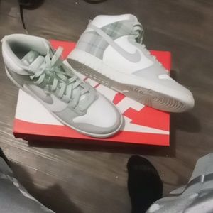 Nike dunk hi retro SE